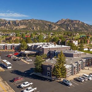 Expedition Lodge Estes Park- Near Rocky Mtn National Park (Adults Only)